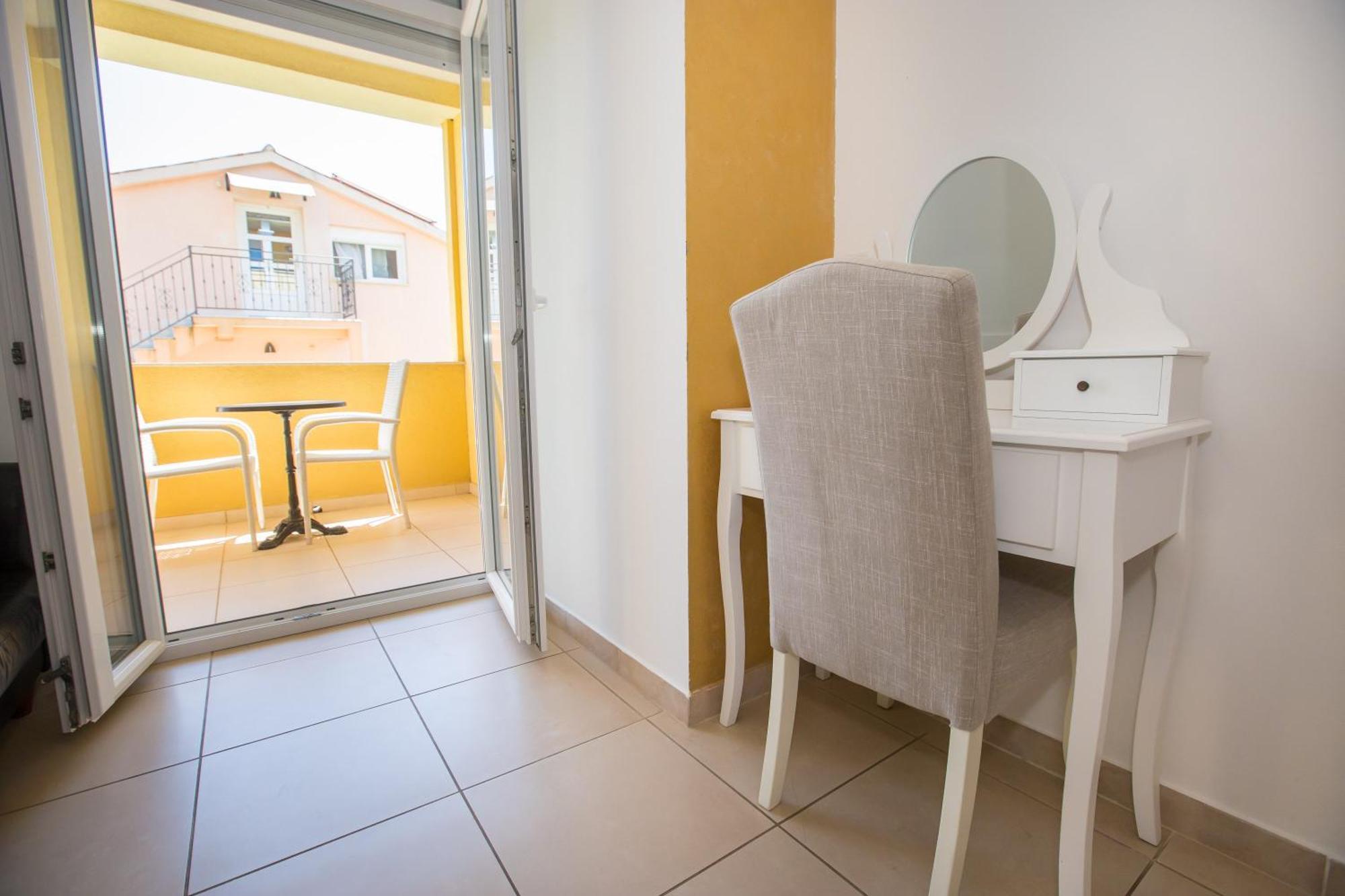 Villa Monsena Rovinj Exteriör bild